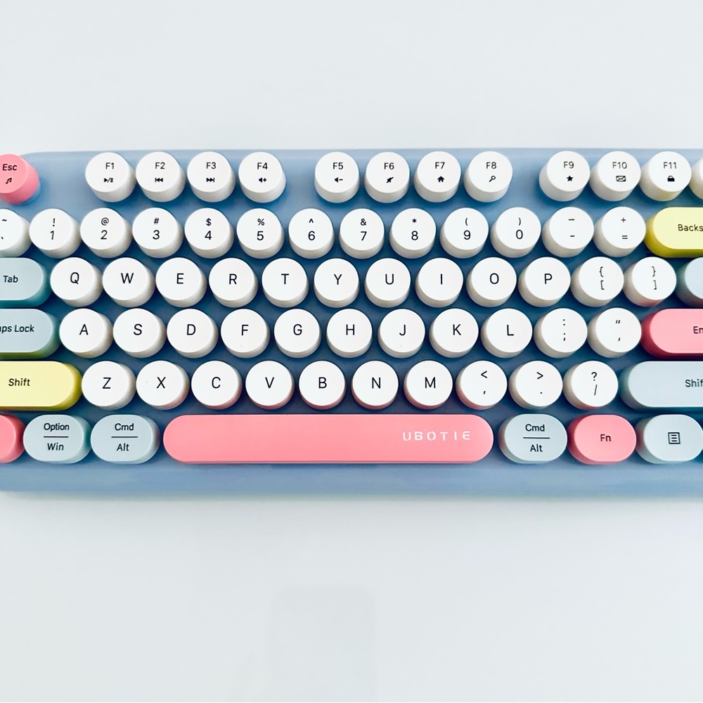 Colorful Wireless Keyboard - Picture 2 of 3